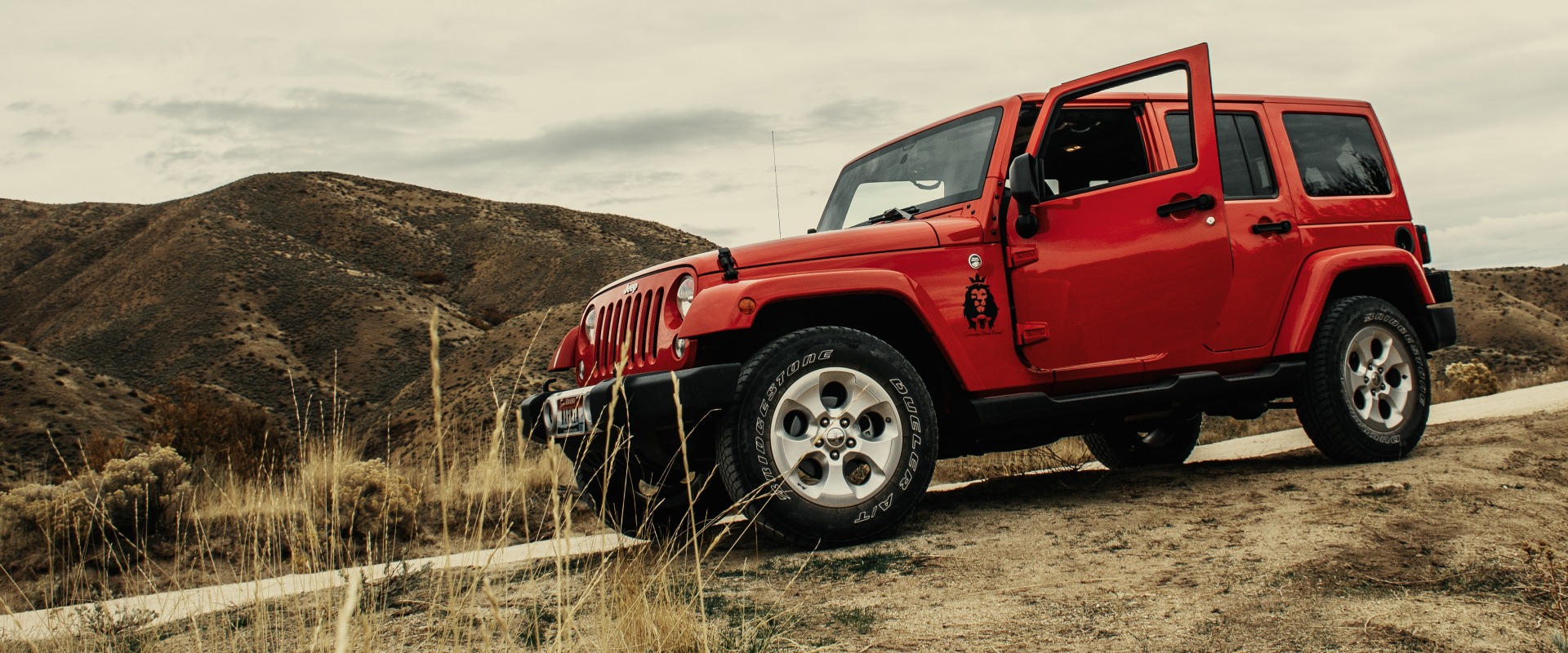 Navigating Kona's Commercial Truck Tolls: How Jeep Rentals Can Save You Money