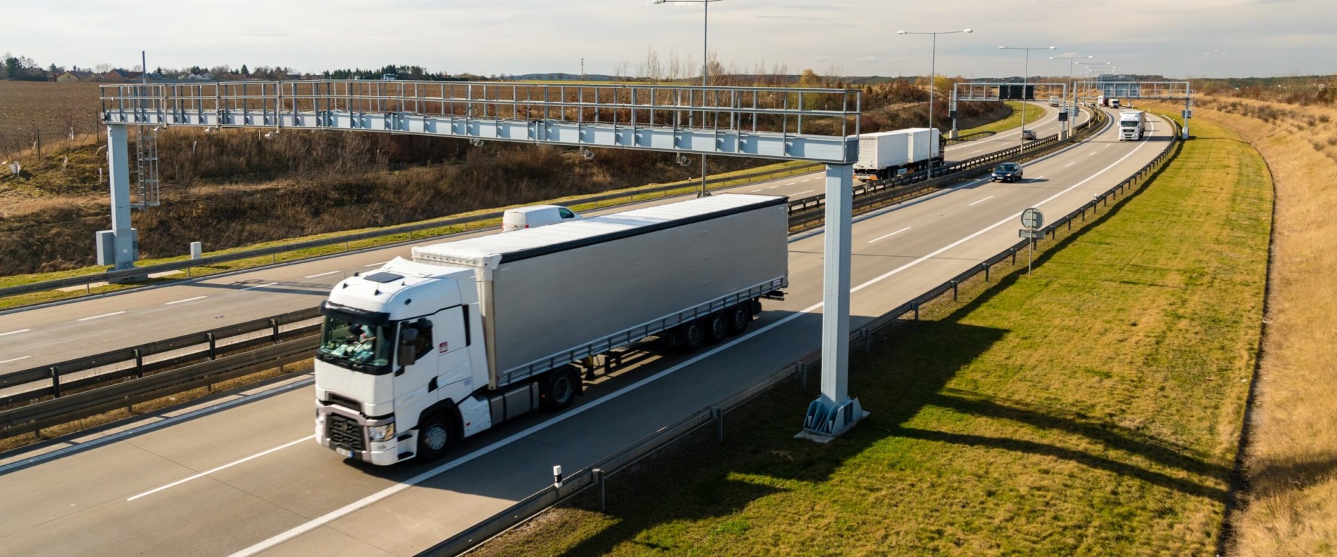 The Role Of Fleet Fueling In Lowering Commercial Truck Tolls